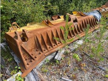 Pisau KOMATSU
