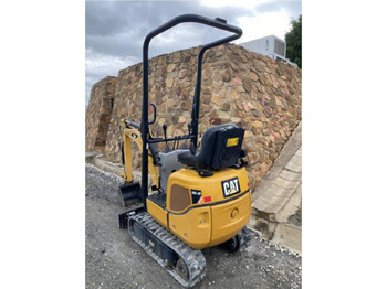 Ekskavator perayap CATERPILLAR 300.9D