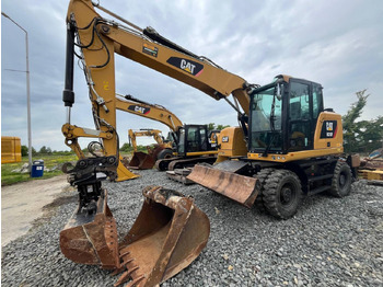 Ekskavator roda CATERPILLAR M315F