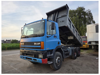 Truk jungkit DAF 85