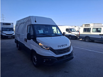 Van penumpang IVECO Daily 35S14V: gambar 2