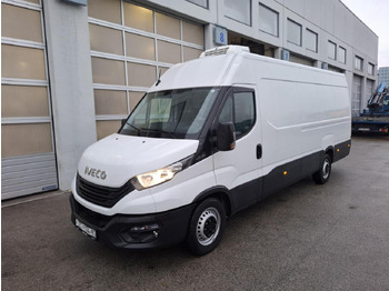 Van berpendingin IVECO Daily 35s16