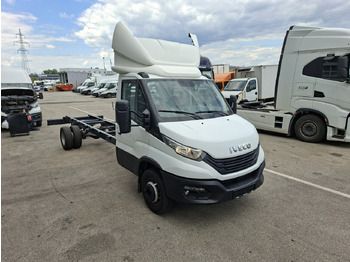 Truk sasis IVECO Daily 70C18H: gambar 2 Truk sasis IVECO Daily 70C18H: gambar 2