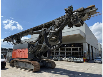 Anjungan pengeboran LIEBHERR