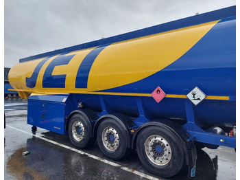 Semi-trailer tangki SCHWARZMÜLLER