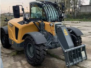 Telehandler LIEBHERR