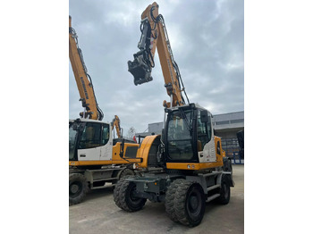 Ekskavator roda LIEBHERR A 916