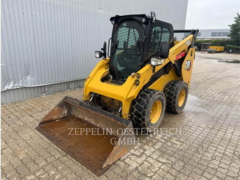 Skid steer CATERPILLAR