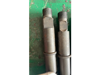 Injektor untuk Peralatan pertanian Deutz BF4M2012 wtryski 02931905: gambar 3