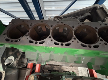 Suku Cadang Mesin JOHN DEERE