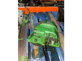 Penularan JOHN DEERE