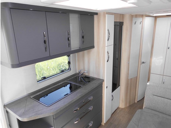 Karavan HOBBY DE LUXE 545 KMF