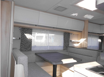Karavan HOBBY DE LUXE 560 KMFe