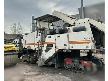 Mesin penggilingan jalan WIRTGEN