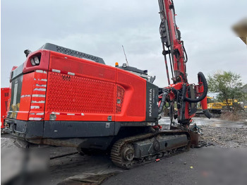 Anjungan pengeboran SANDVIK