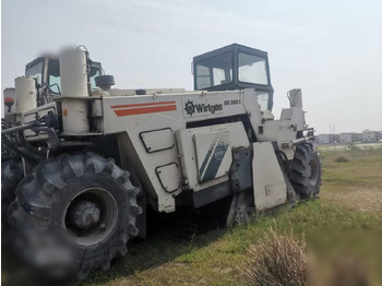 Stabilisator tanah WIRTGEN