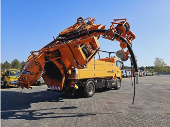Truk vakum MAN
