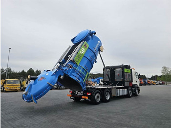 Ekskavator SCANIA P