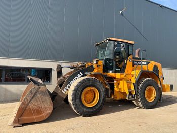 Wheel loader HYUNDAI