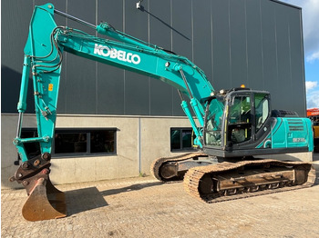 Ekskavator perayap KOBELCO