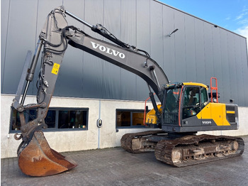 Ekskavator perayap VOLVO EC220EL
