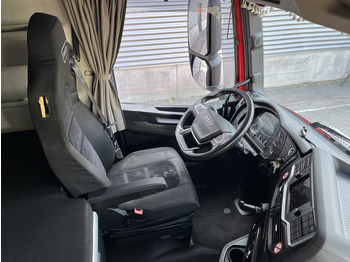 Tractor head Iveco S-Way AT 420 / Full LED / 569 dkm / 2 Tanks / 2 Fridge / APK TUV 03-26: gambar 3