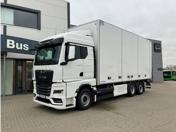Truk box MAN TGX 26.510