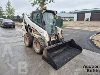 Skid steer BOBCAT