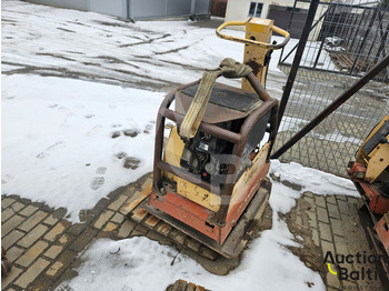 Pelat getar DYNAPAC