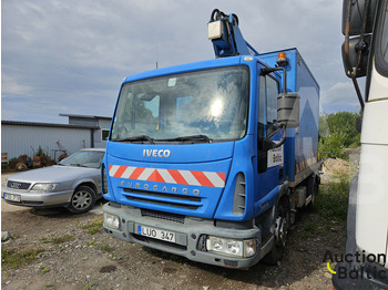 Platform udara yang dipasang di truk IVECO