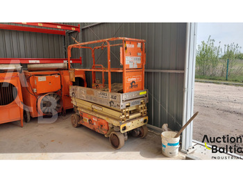Scissor lifts JLG