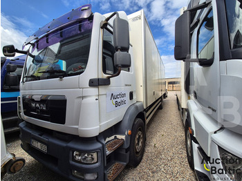 Truk box MAN