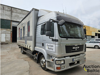 Truk dengan terpal samping MAN TGL 8.250