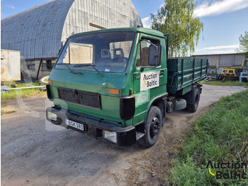 Truk jungkit MAN