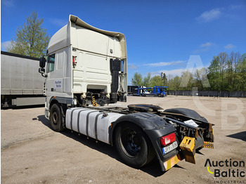 Tractor head DAF XF105.460: gambar 3