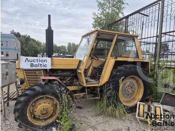 Traktor URSUS