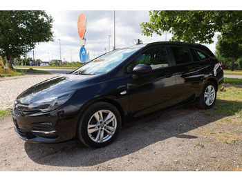 Mobil OPEL