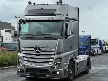 Tractor head MERCEDES-BENZ Actros 1863