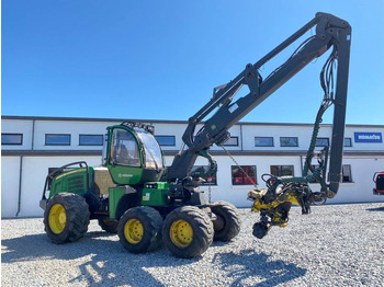 Peralatan pemanen JOHN DEERE