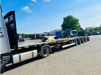 Semi-trailer flatbed KÄSSBOHRER