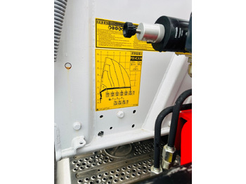 Truk jungkit, Truk derek Mercedes-Benz Arocs 1835 4x4 Meiller Fassi F135 Kran Kipper: gambar 5 Truk jungkit, Truk derek Mercedes-Benz Arocs 1835 4x4 Meiller Fassi F135 Kran Kipper: gambar 5