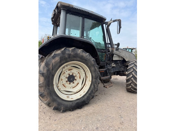 Traktor VALTRA T-series