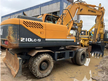 Ekskavator roda HYUNDAI