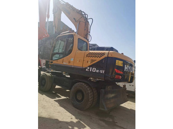 Ekskavator roda HYUNDAI R210W-9: gambar 4