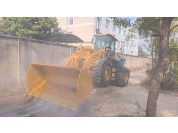 Wheel loader SEM 660D: gambar 3