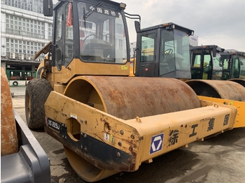 Roller XCMG XS223J
