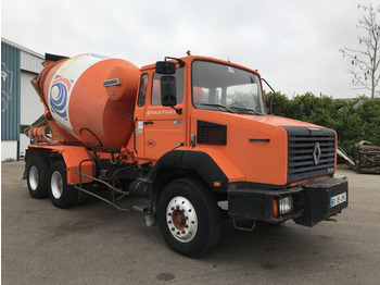 Truk pengaduk beton RENAULT C 260