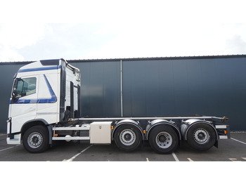 Pengangkut kontainer/ Container truck VOLVO FH 460