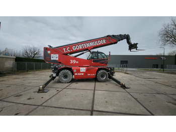 Loader konstruksi MAGNI