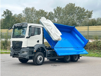 Truk jungkit MAN TGS 33.440